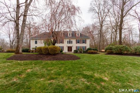 3 Lancelot Way Hamden CT 06518