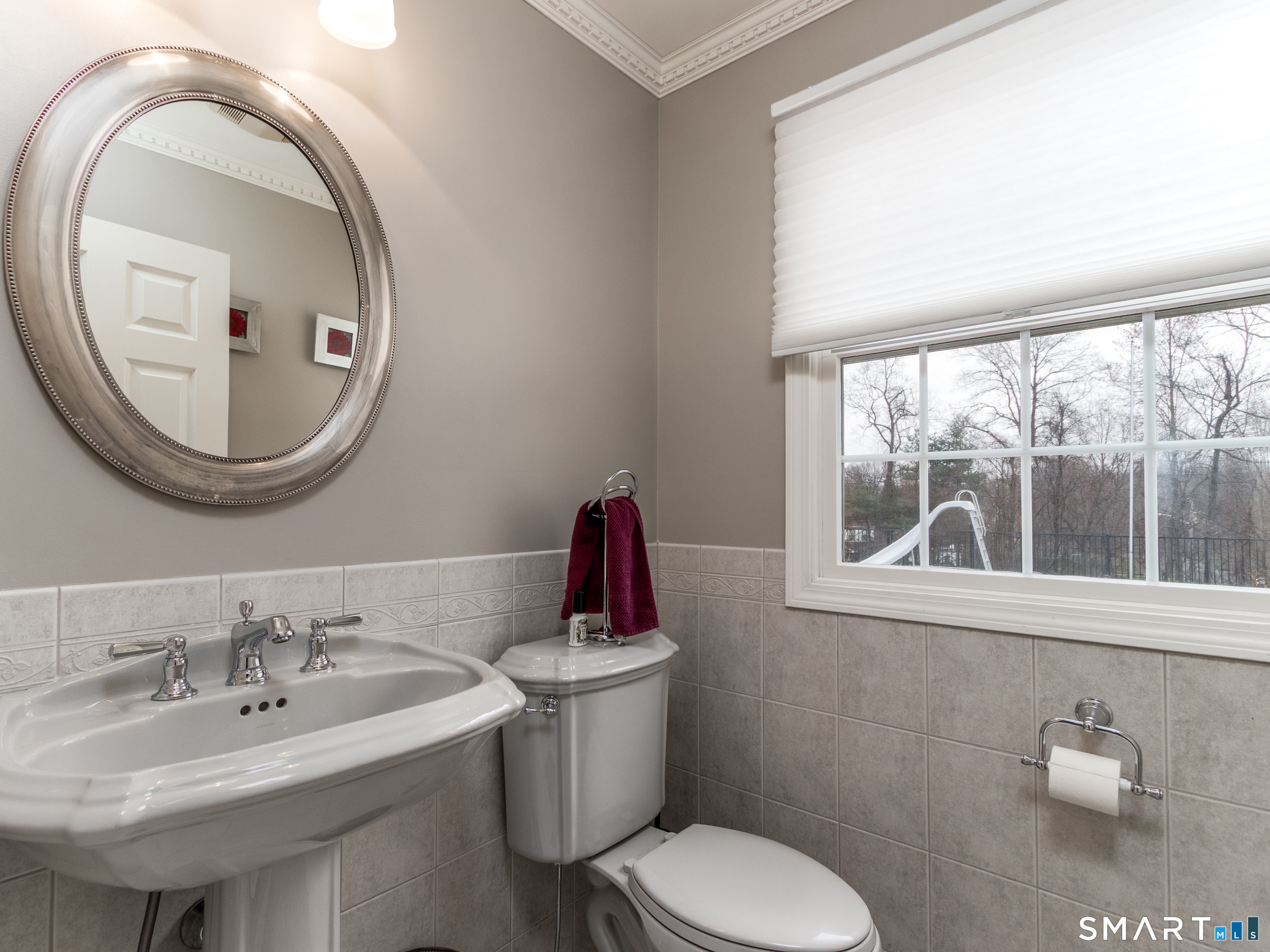 3 Lancelot Way Hamden CT 06518