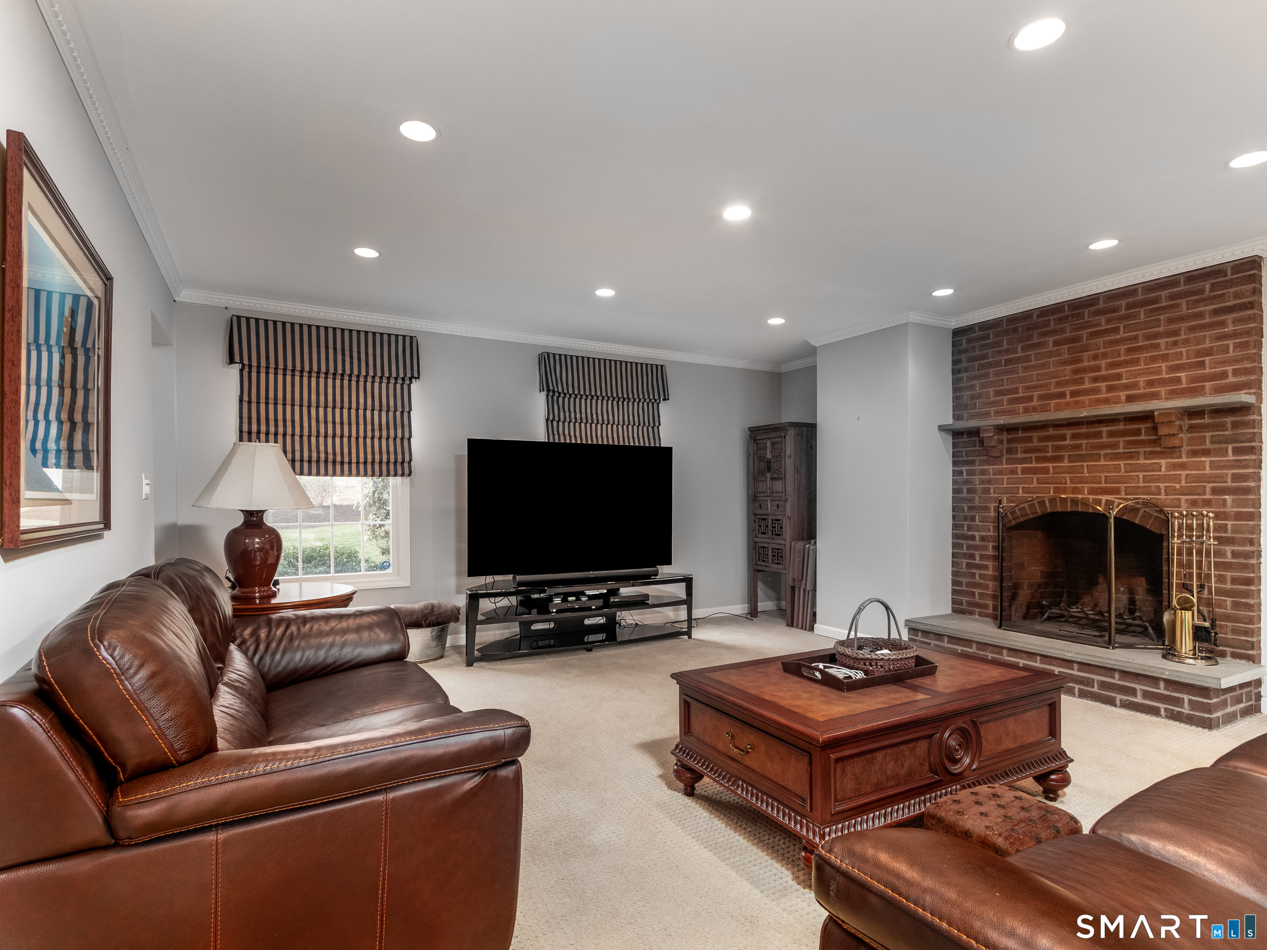 3 Lancelot Way Hamden CT 06518