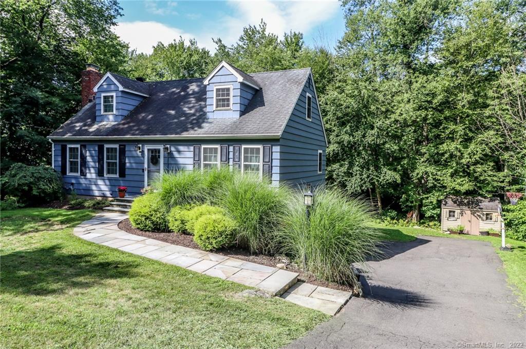 21 Rock Ridge Road Newtown CT 06470