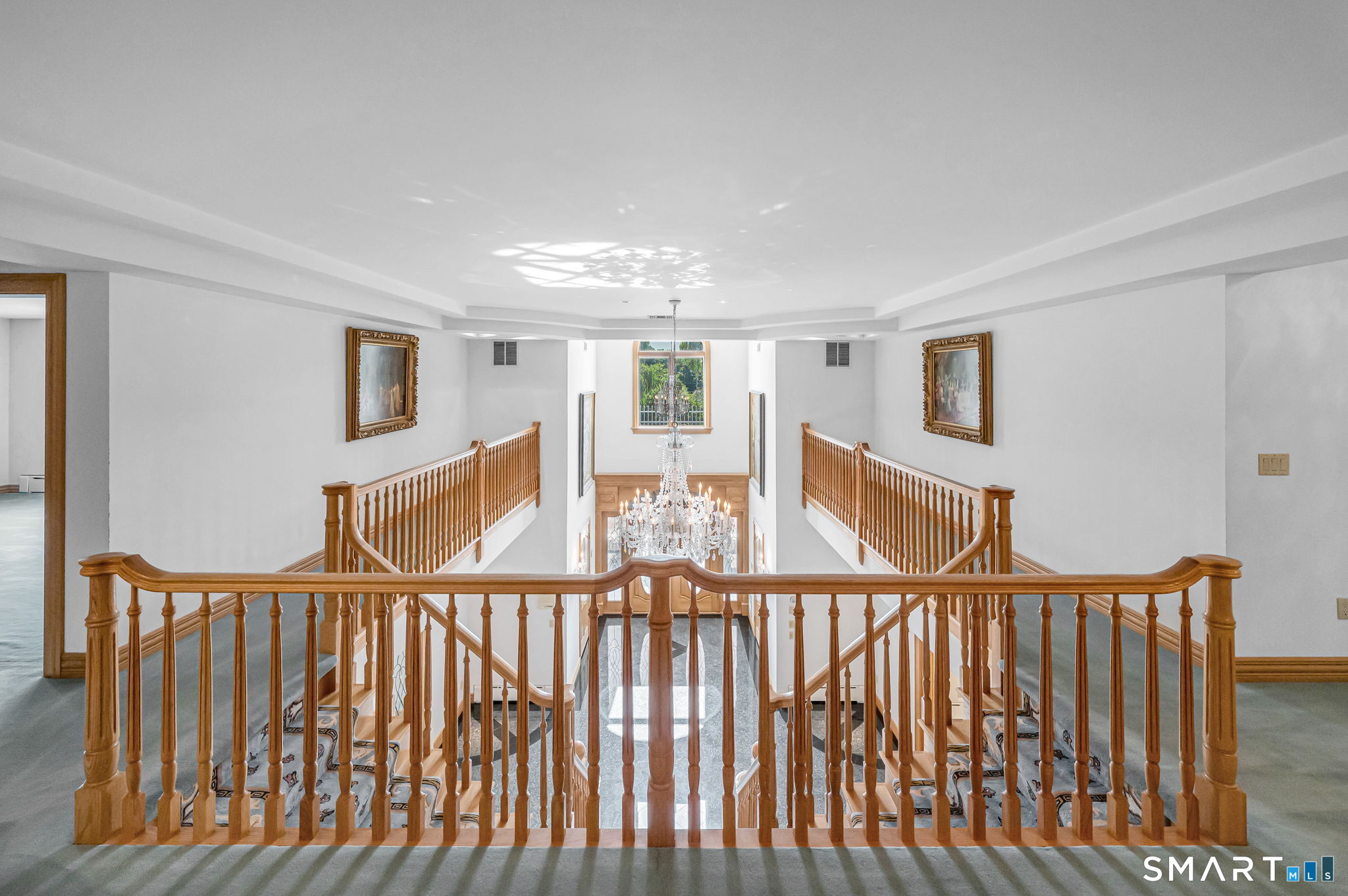 535 East South Street Suffield CT 06078