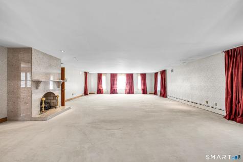 535 East South Street Suffield CT 06078