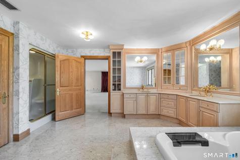 535 East South Street Suffield CT 06078