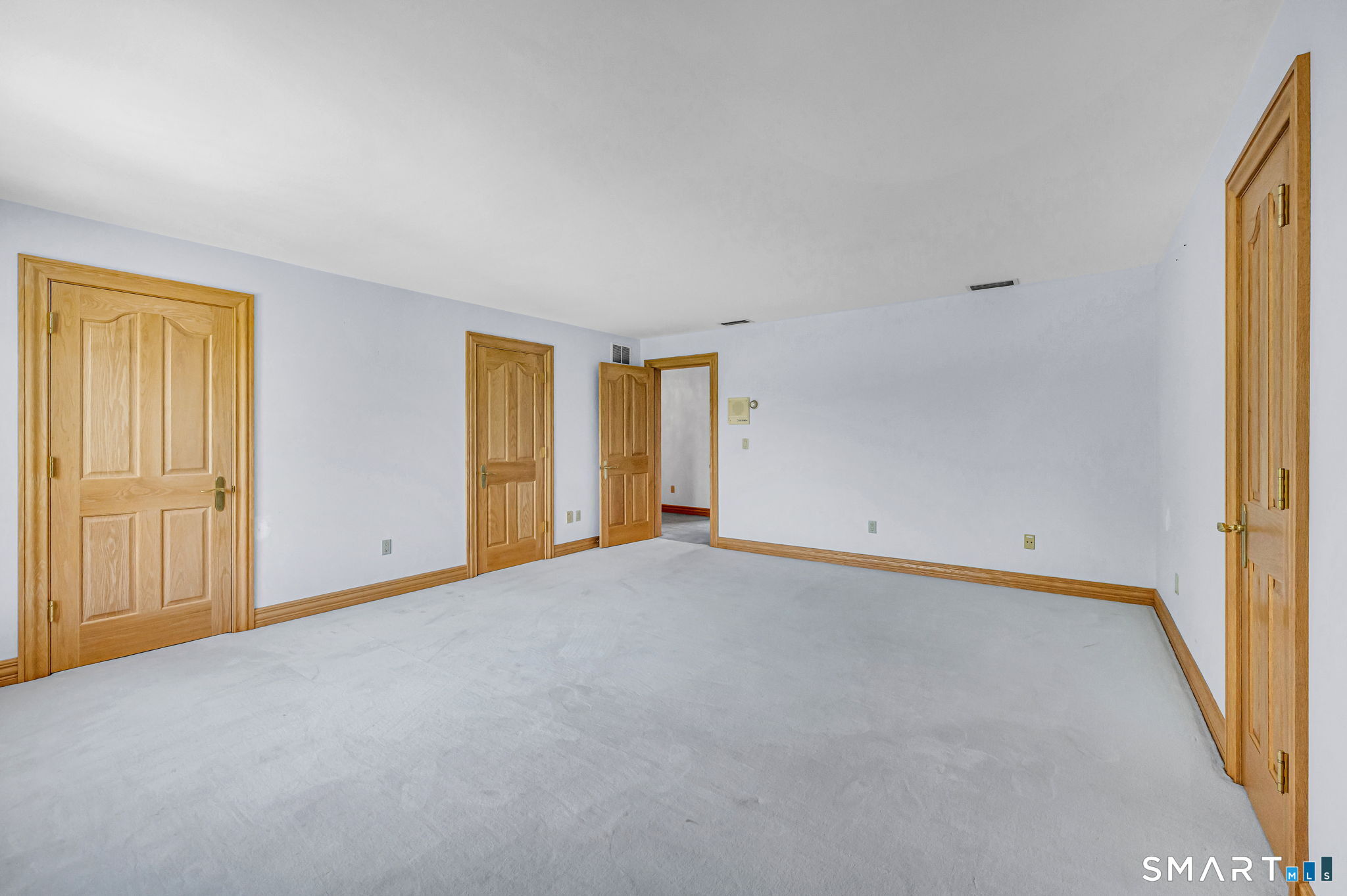 535 East South Street Suffield CT 06078