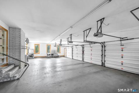 535 East South Street Suffield CT 06078
