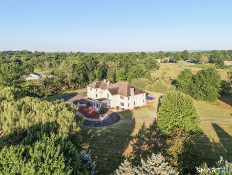 535 East South Street Suffield CT 06078