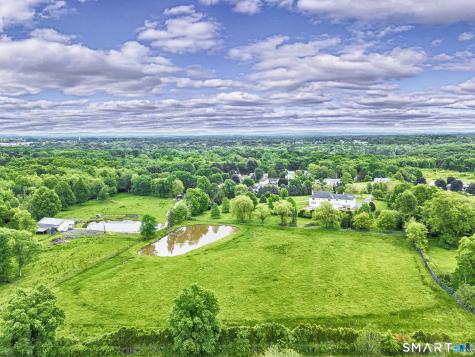 535 East South Street Suffield CT 06078