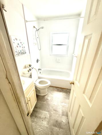 3 Charters Road Ansonia CT 06401