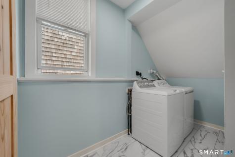 95 Jupiter Point Road Groton CT 06340