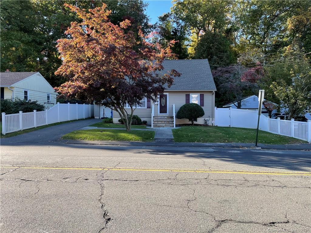 262 Robbins Street Waterbury CT 06708