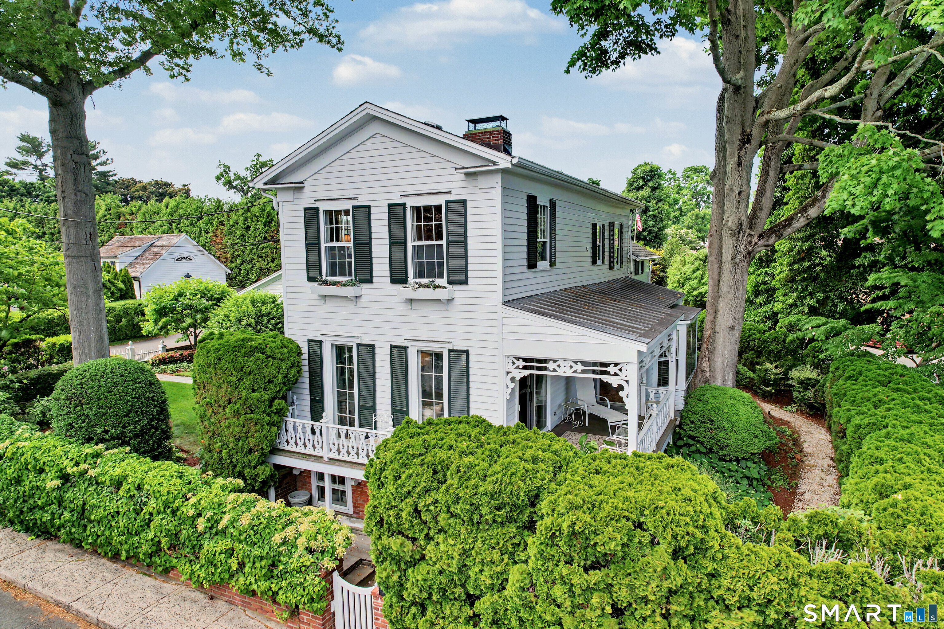28 Center Street Fairfield CT 06890