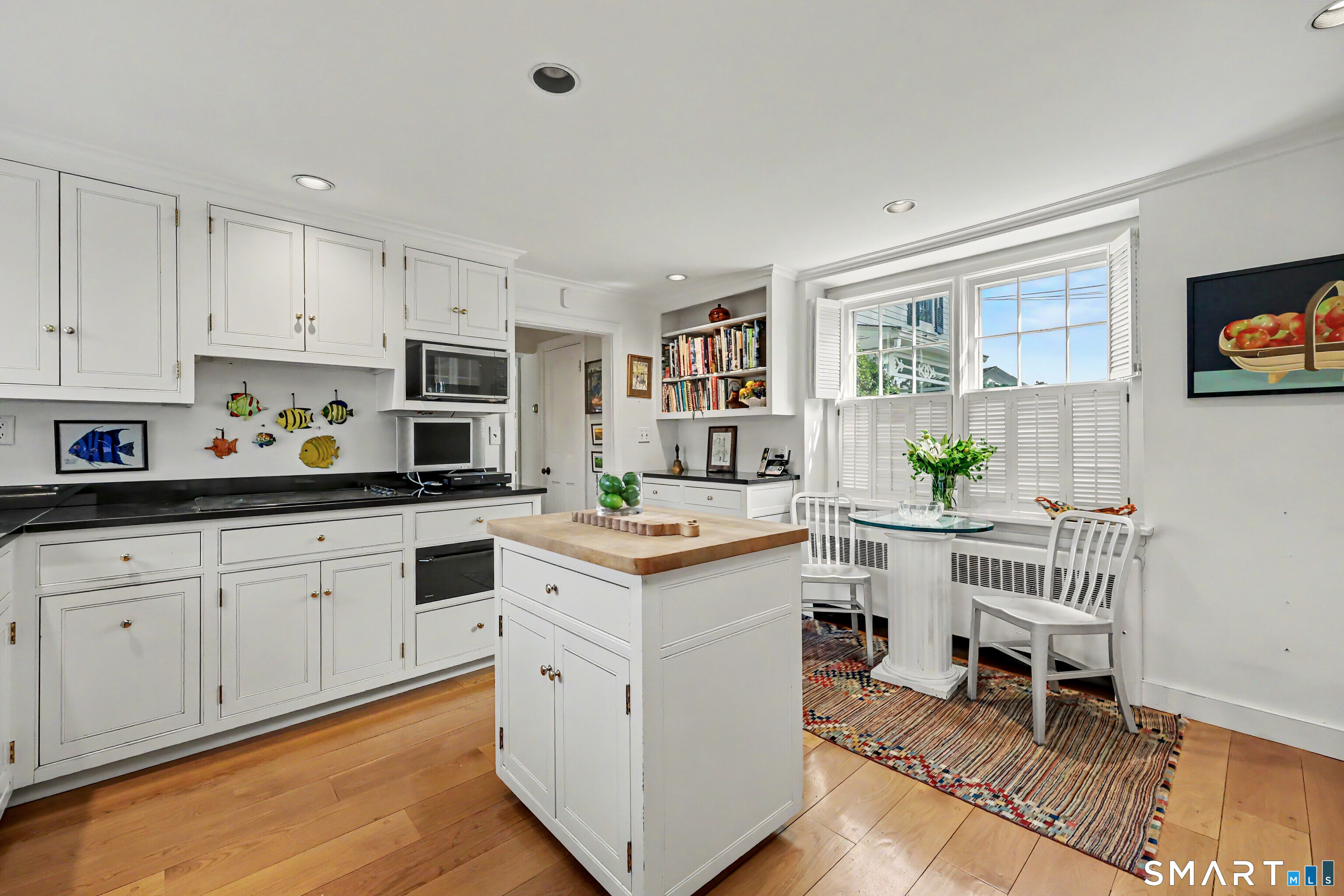 28 Center Street Fairfield CT 06890