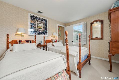 28 Center Street Fairfield CT 06890