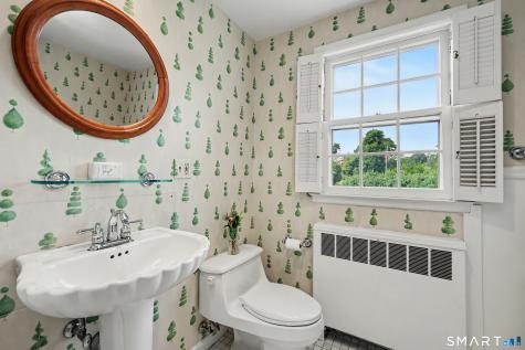 28 Center Street Fairfield CT 06890