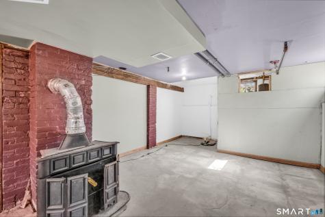 1476 Poquonock Avenue Windsor CT 06095