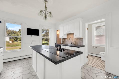1476 Poquonock Avenue Windsor CT 06095