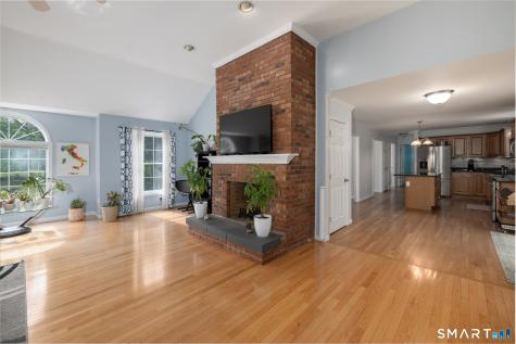 15 Sarah Drive Oxford CT 06478