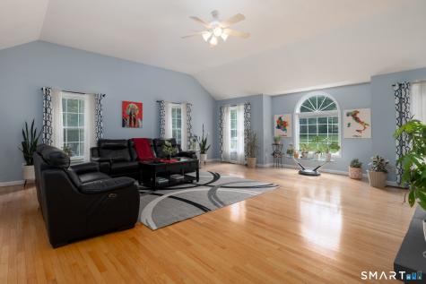 15 Sarah Drive Oxford CT 06478