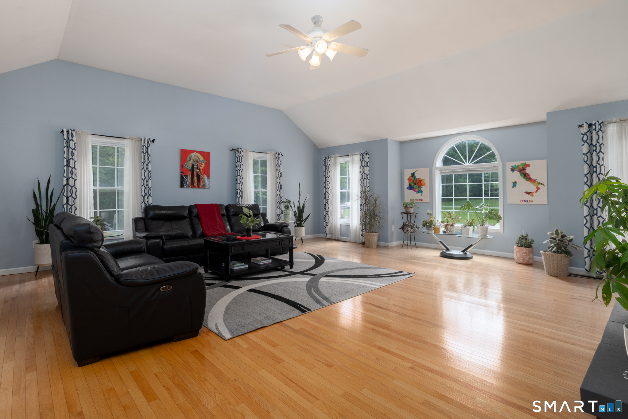 15 Sarah Drive Oxford CT 06478