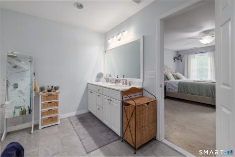 15 Sarah Drive Oxford CT 06478