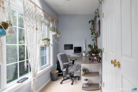 15 Sarah Drive Oxford CT 06478