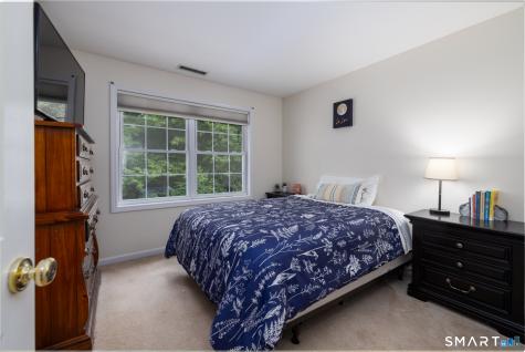 15 Sarah Drive Oxford CT 06478