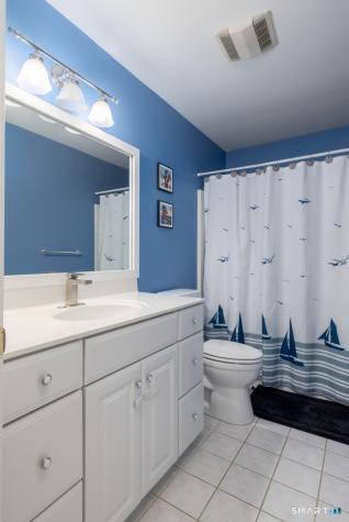 15 Sarah Drive Oxford CT 06478