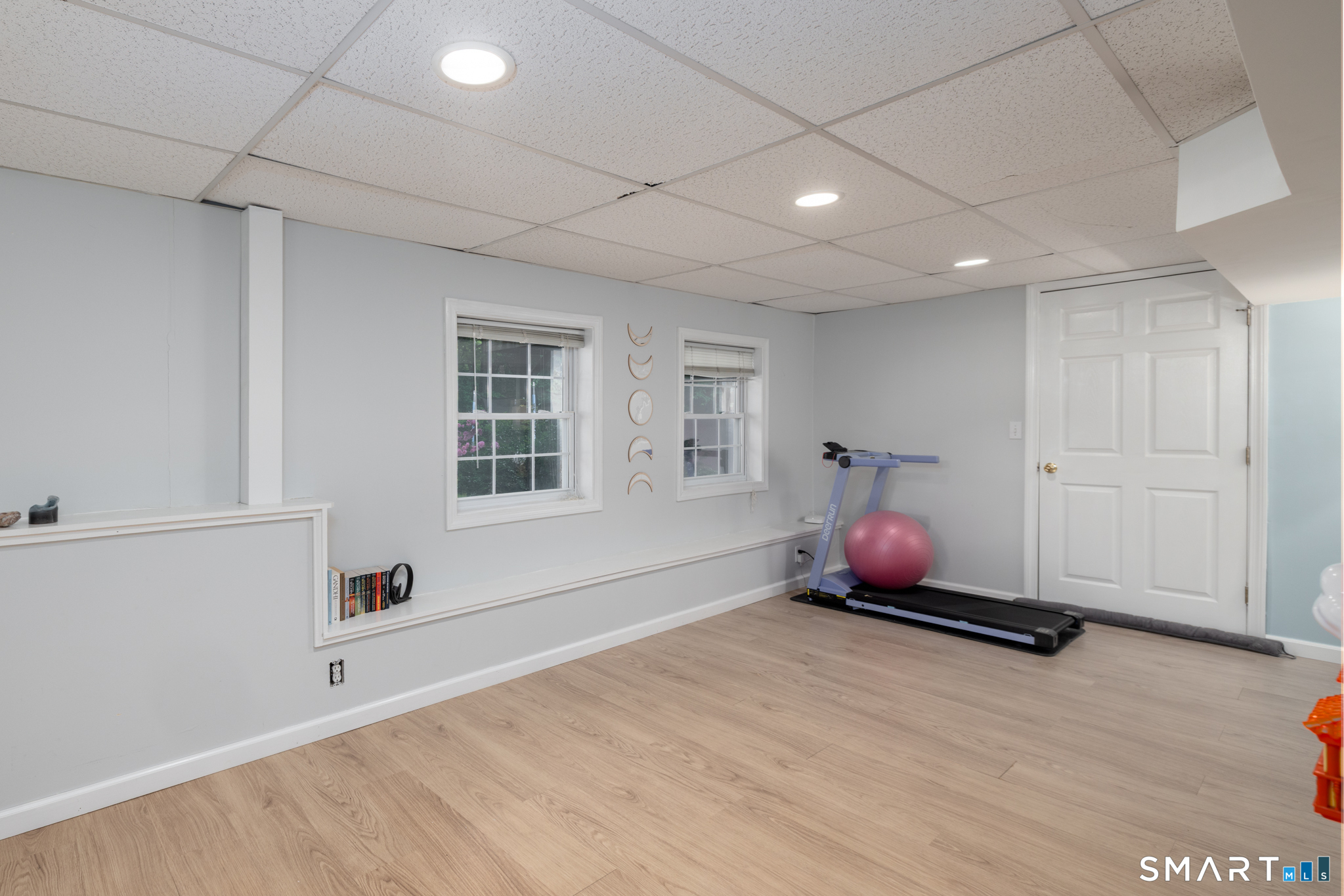 15 Sarah Drive Oxford CT 06478