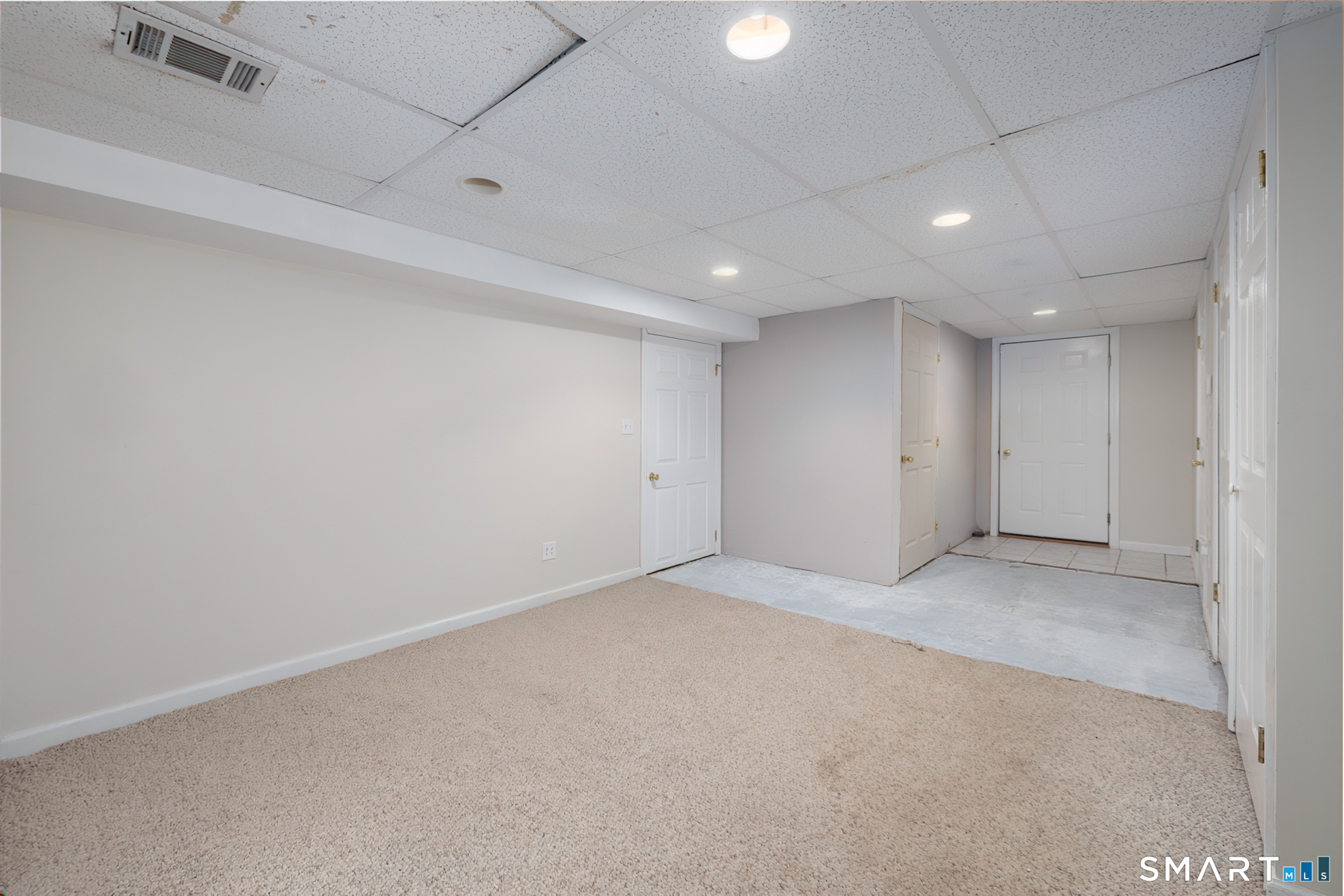 15 Sarah Drive Oxford CT 06478