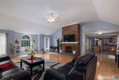15 Sarah Drive Oxford CT 06478
