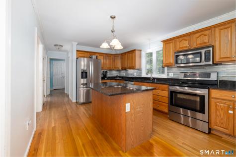 15 Sarah Drive Oxford CT 06478