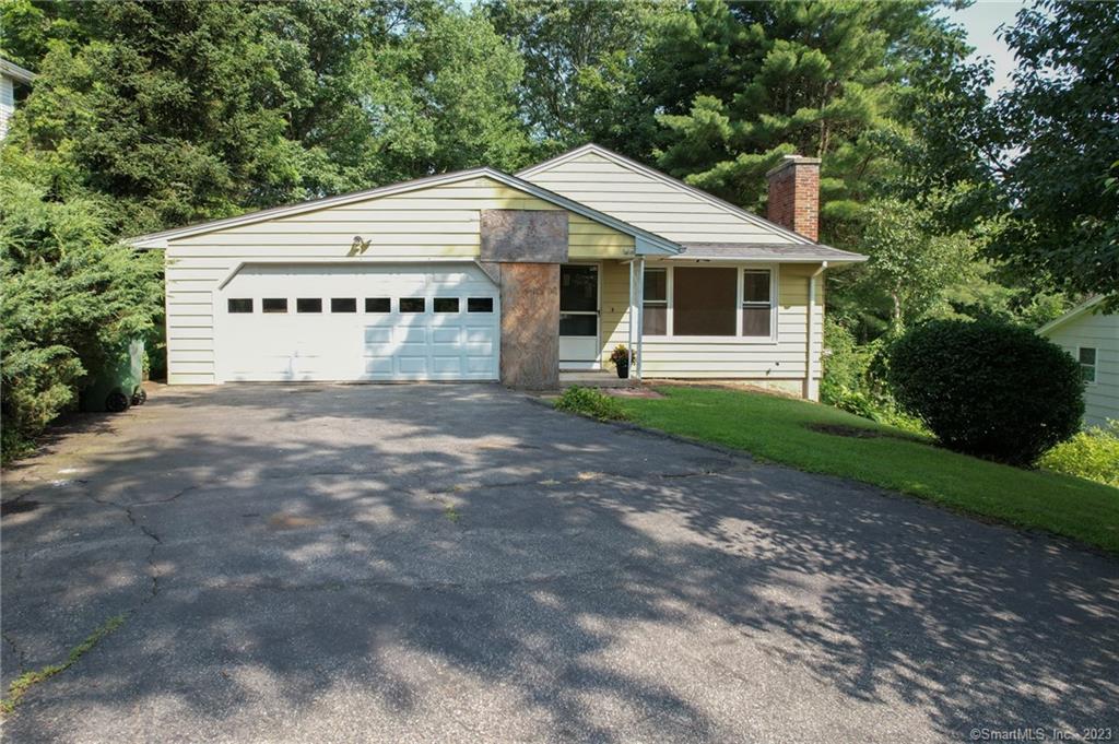 174 Juniper Ridge Drive Waterbury CT 06708
