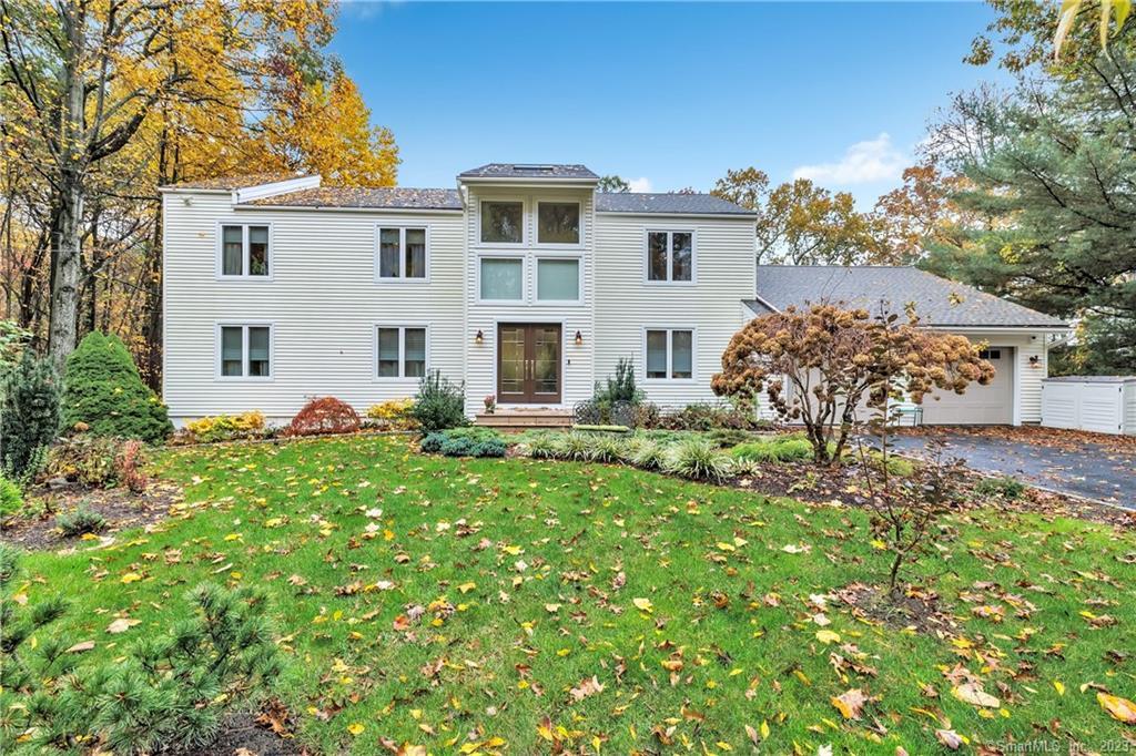 30 Lafayette Drive Trumbull CT 06611
