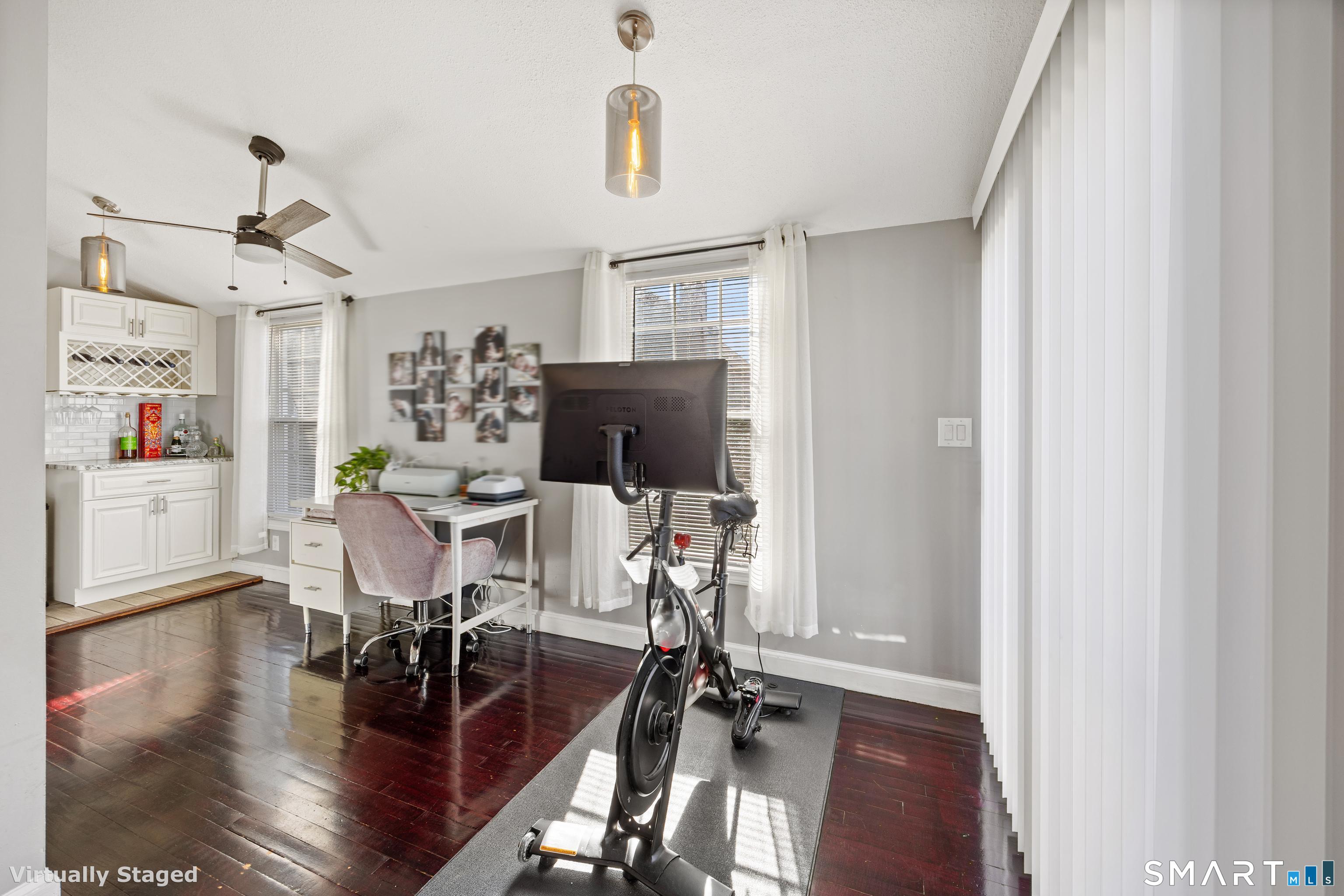 28 Woodmere Road West Hartford CT 06119