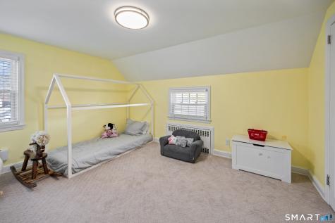 28 Woodmere Road West Hartford CT 06119