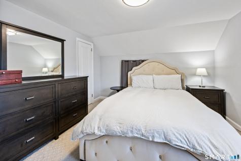 28 Woodmere Road West Hartford CT 06119