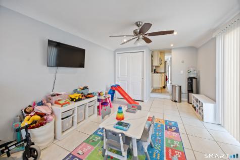 28 Woodmere Road West Hartford CT 06119