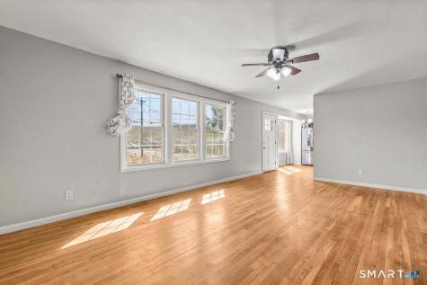 10 Karen Boulevard Newtown CT 06470