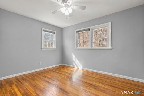 10 Karen Boulevard Newtown CT 06470
