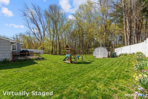 10 Karen Boulevard Newtown CT 06470