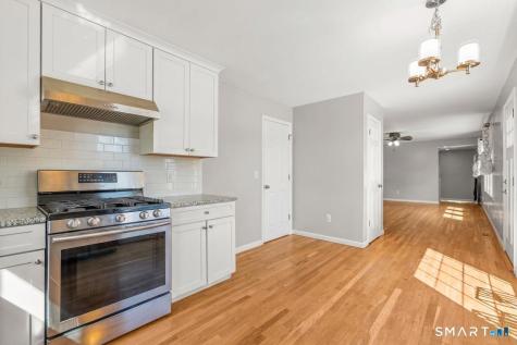 10 Karen Boulevard Newtown CT 06470