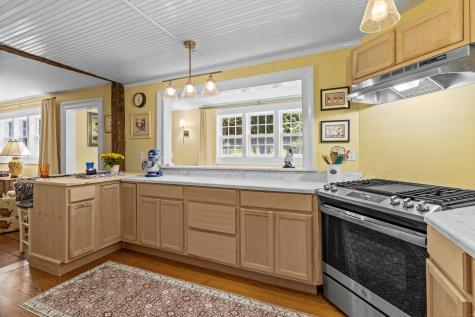 94 Glen Road Newtown CT 06482