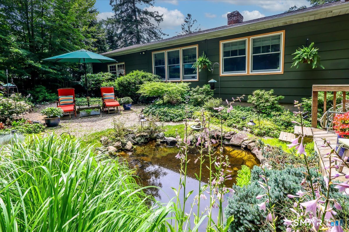 16 Pinewood Shores Sherman CT 06784