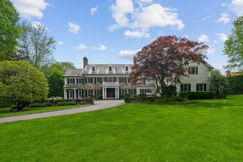68 Woods End Road New Canaan CT 06840