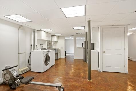 7 Guardhouse Drive Redding CT 06896