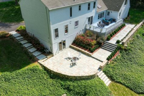 7 Guardhouse Drive Redding CT 06896