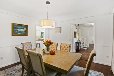 7 Guardhouse Drive Redding CT 06896