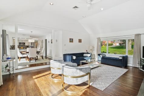 7 Guardhouse Drive Redding CT 06896