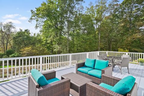 7 Guardhouse Drive Redding CT 06896