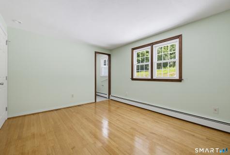 17 Riverside Drive Vernon CT 06066